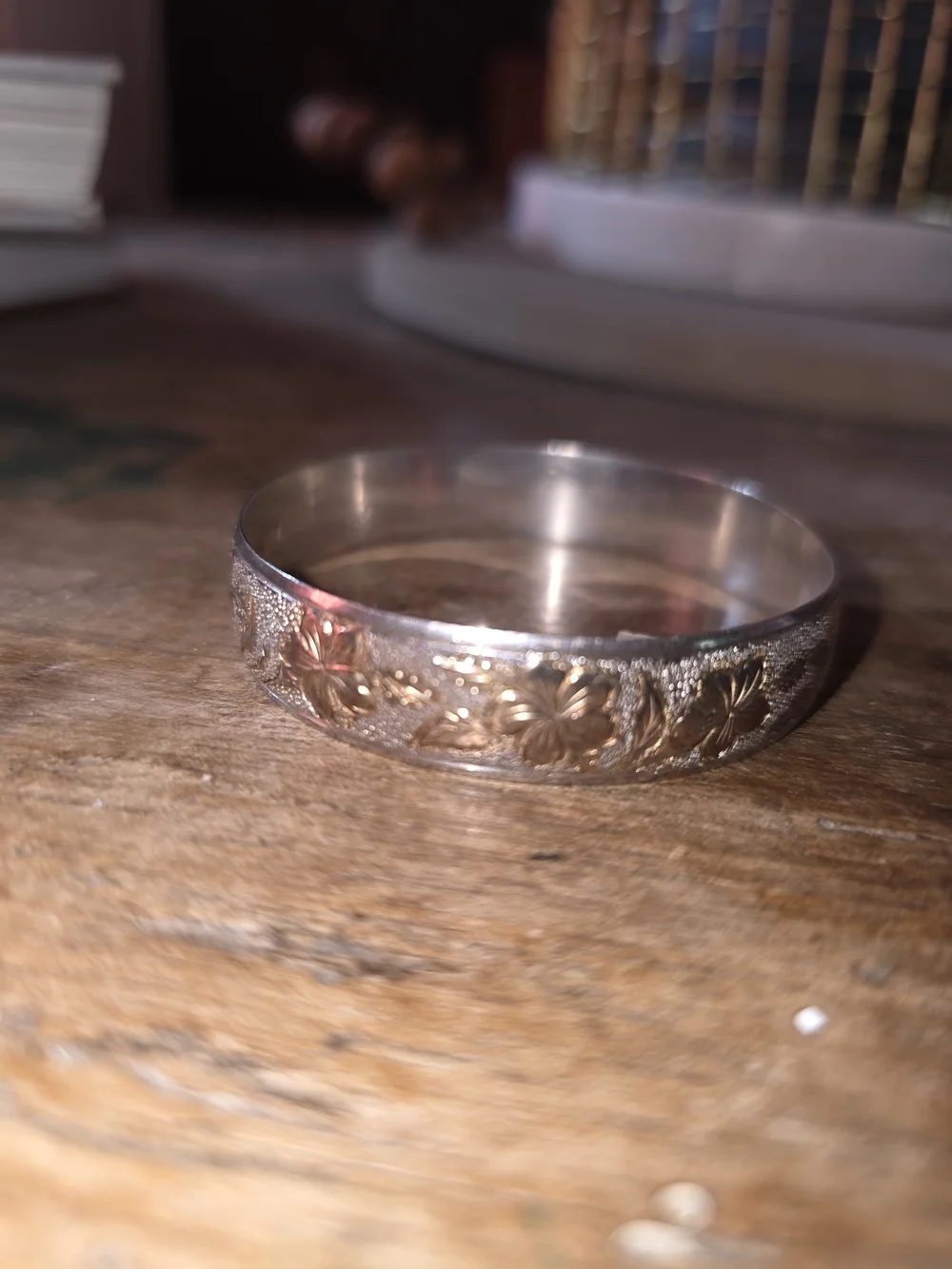 Source Unknown Gold Floral Engraved Women's Bracelet